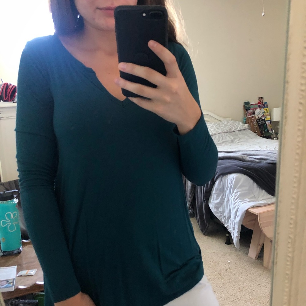 HOLLISTER notch top